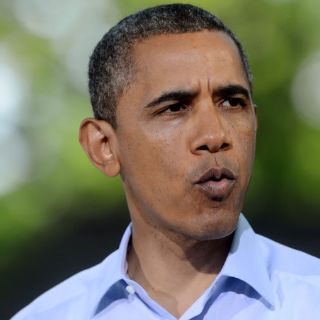 Tras reunión con Merkel, Obama parte a Chicago