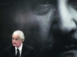Carlos Fuentes en una imagen del 28 de octubre de 2009, en la Universidad Veracruzana. REUTERS  /