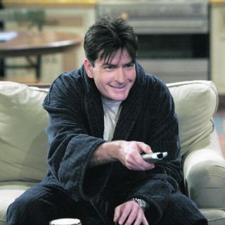 Charlie Sheen de nuevo polemiza
