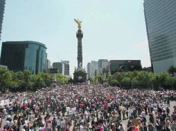 En Guadalajara hubo réplica. Unas mil personas, protestaron contra quien ''es el candidato que las televisoras pretenden imponer''. NTX  /