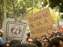 Pedro Joaquín Coldwell afirma que en México caben las manifestaciones de todas las voces por la vía pacífica. ARCHIVO  /