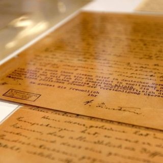 Israel levantará Museo de Einstein y expondrá 80 mil de sus documentos