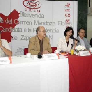 Garantizar la aplicación de los recursos para obra pública, compromiso de Maricarmen