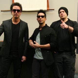 Moenia presenta ''FM''