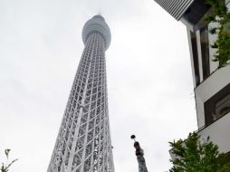 Fue erigida para suministrar la señal de televisión digital a la capital nipona. AFP  /