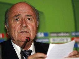 El presidente de la FiFA, Joseph Blatter, prometió en octubre pasado identificar a dirigentes implicados en casos de sobornos. MEXSPORT  /