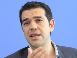 Alexis Tsipras desafió hoy a la canciller Angela Merkel presentándose en Berlín como ''parte de la solución'', no del problema. EFE  /