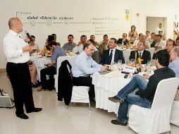 Alfaro presentó su programa de gobierno ante miembros Canieti. ESPECIAL  /