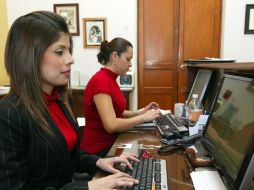 En el caso de los puestos de nivel superior, las diferencias llegan al 21 %. ARCHIVO  /