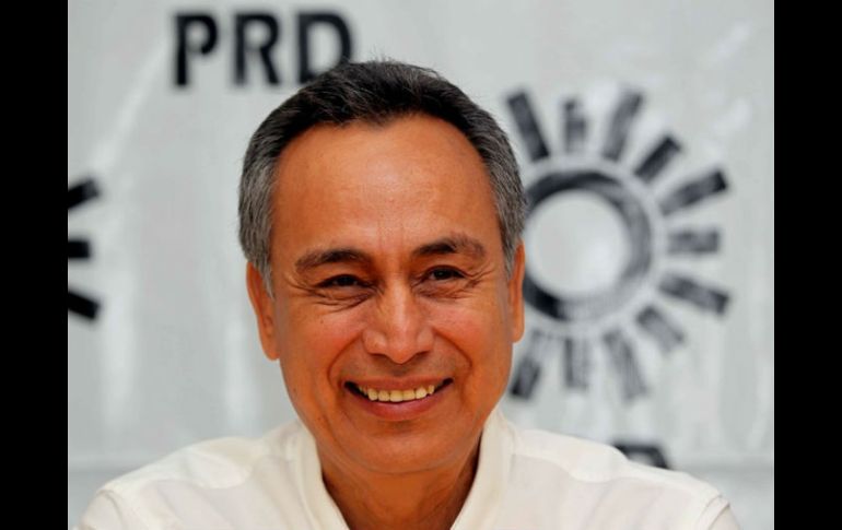 Fernando Garza mencionó que el éxito de su camapaña van ''al parejo'' con Alfaro. ARCHIVO  /