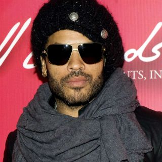 Lanza Lenny Kravitz colección de zapatos con sus propios diseños