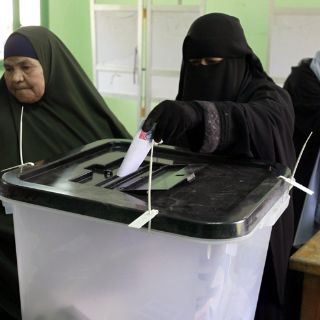 Los egipcios eligen al sucesor de Mubarak