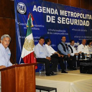 Presenta Alberto Cárdenas agenda metropolitana de seguridad