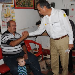 Acatic escucha propuestas de Fernando Garza