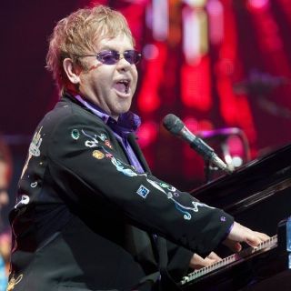 Elton John cancela shows en EU debido a una infección respiratoria