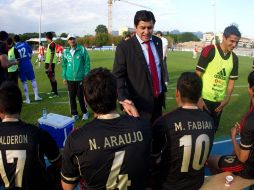 Luis Fernando Tena queda contento con el resultado pero no con el funcionamiento del Tri olímpico. MEXSPORT  /