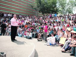 Enrique Alfaro reiteró sus propuestas en materia de educación, movilidad y apoyo social ante alumnos de la UVM. ESPECIAL  /