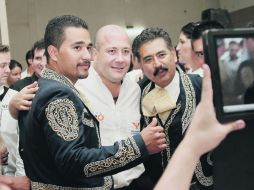 Como parte de su gira por municipios de Los Altos, Enrique Alfaro visitó ayer Acatic. ESPECIAL  /