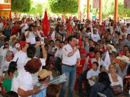 Aristóteles Sandoval se comprometió a crear programas de apoyo al campo. ESPECIAL  /