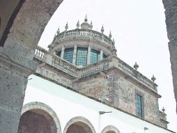 Peritos en conservación del patrimonio tapatío muestran preocupación por deterioro de algunas edificaciones.  /