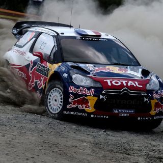 Loeb gana rally en Grecia