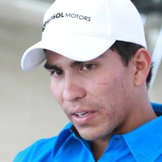 'Toño' Pérez, cerca del triunfo en Nascar México