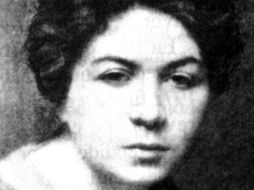 ...Y te vas hacia allá como en sueños, dormida, Alfonsina, vestida de mar (Félix Luna - Ariel Ramírez) ESPECIAL  /