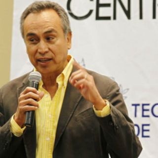 Garza expone sus propuestas para medio ambiente