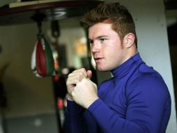 El 'Canelo' será notificado por el Consejo Mundial del Boxeo, sobre el cambio de contrincante. ARCHIVO  /