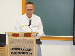 Durante el encuentro con los universitarios, Garza dijo que de llegar a la gubernatura, Jalisco será un estado competitivo. ARCHIVO  /