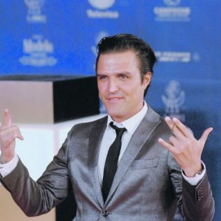 Billy Rovzar festeja nominaciones al Ariel