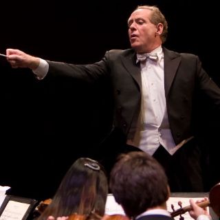 Elige Kenneth Kiesler a Rodrigo Ruiz como uno de sus discípulos