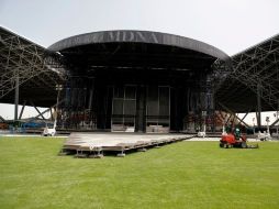 El escenario para el show de Madonna, levantándose en el estadio de Ramat Gan. REUTERS  /