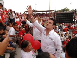 Aristóteles Sandoval, en encuentro ciudadano en Puerto Vallarta. ESPECIAL  /