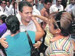 El candidato priista, Enrique Peña Nieto, realizó un mitin ayer en Gómez Palacio, Durango. EL UNIVERSAL  /