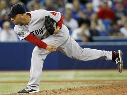 Alfredo 'Patón' Aceves está siendo un cerrador efectivo con Boston. REUTERS  /