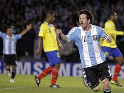 Lionel Messi fue autor de uno de los goles de la albiceleste. AFP  /