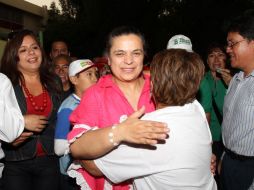 Paredes, se reunió con vecinos de la Unidad Habitacional el Rosario Azcapotzalco de la capital. NTX  /