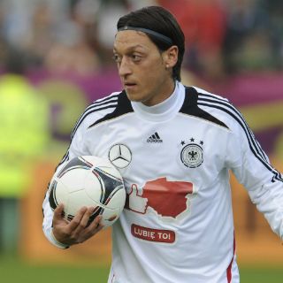 Alemania y Dinamarca aterrizan en Polonia