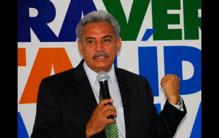 Cárdenas Jiménez dijo que de ganar, durante su gestión luchará por despartidizar al organismo del SIAPA. ESPECIAL  /