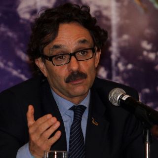 Quadri cancela asistencia a evento sobre educación