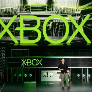 Microsoft busca vidas extras para su Xbox reforzando su catálogo de juegos