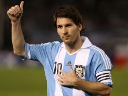 El estudio revela que Messi ha aparecido en las noticias casi 29 veces más que el resto de las estrellas del futbol mundial. EFE  /