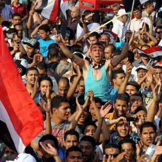 Egipcios se manifiestan contra el veredicto del proceso a Mubarak