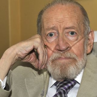 Felicita Conaculta a De la Peña por obtener el premio Menéndez Pelayo