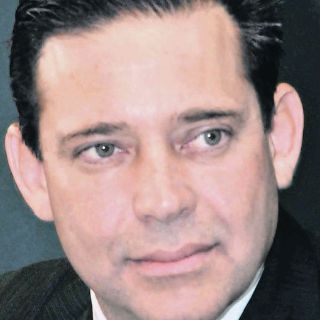 Catean bienes de Yarrington y Hernández