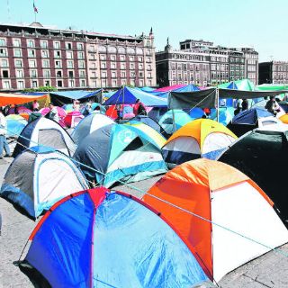 Gordillo avala a Calderón contra paro docente