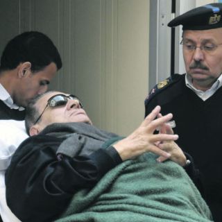 Hosni Mubarak ahora padece trastornos del sistema nervioso