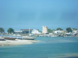 La piedra fue encontrada en el medio costero de Umm al Quwain 2, en los Emiratos Árabes Unidos. ESPECIAL  /