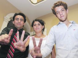 Carlos Gutiérrez,Montserrat Narro y Miguel Ángel Núñez hablaron ayer como voceros del colectivo que se integra en la ciudad.  /